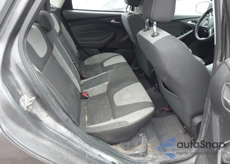 2012 Ford Focus Se z USA, uszkodzony, nr VIN 1FAHP3F2XCL104044